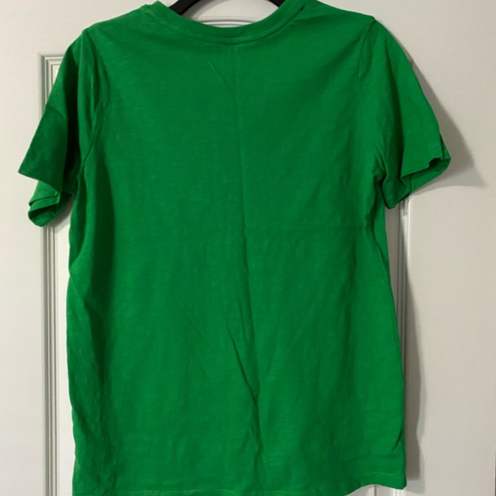 Boys Green Large Lands End pocket front Tshirt new without tags